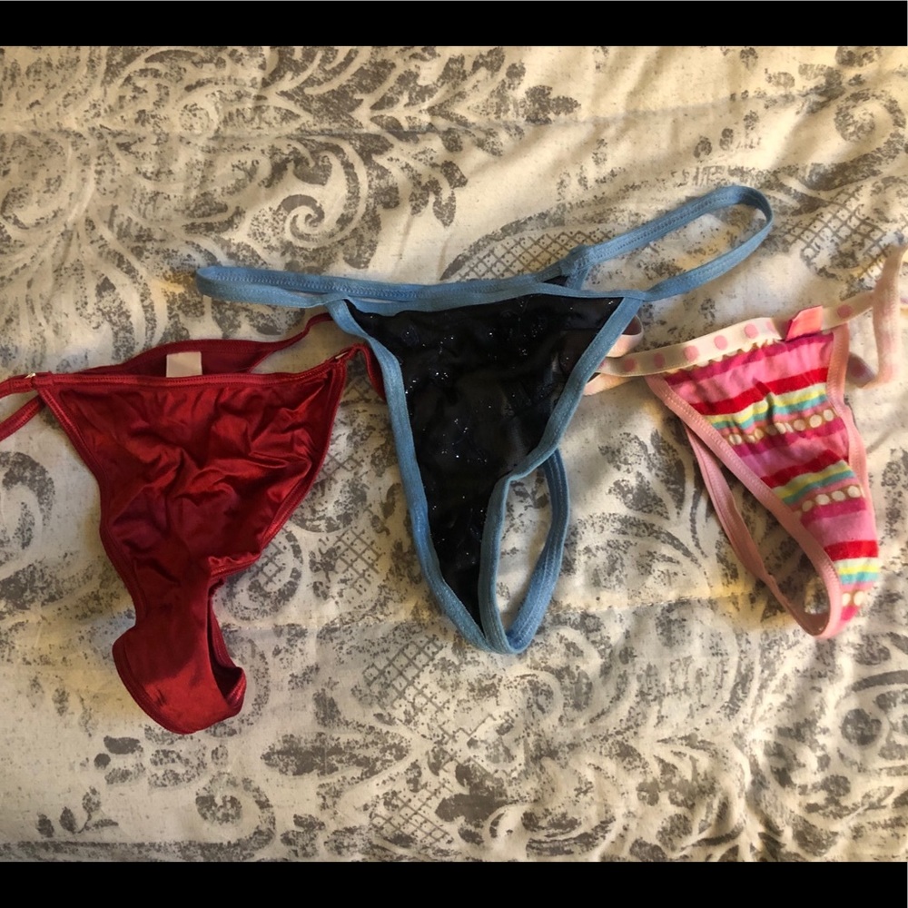 3 thong panties